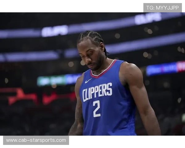 洛杉矶快船防守端吃紧，科怀伦纳德中距离回应